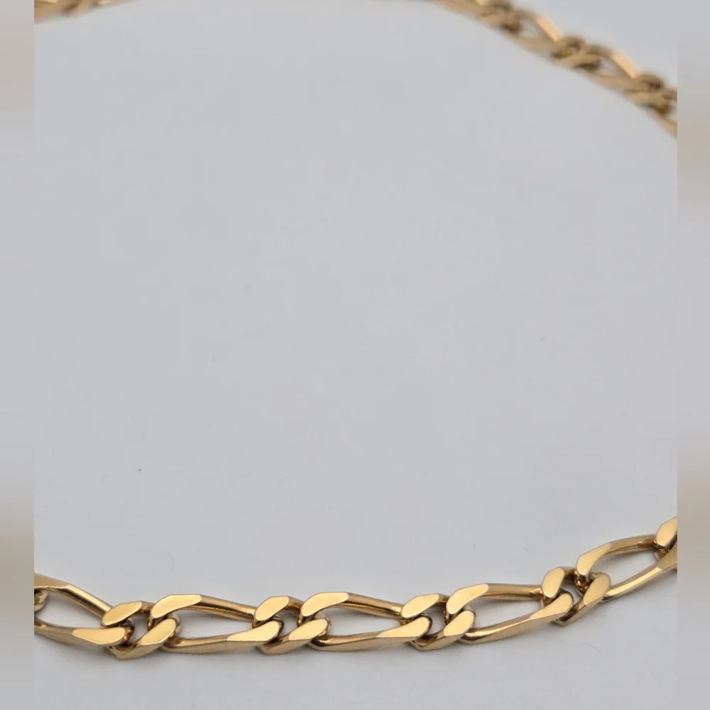 Monet Figaro Chain Necklace Gold Plated Clean Elegant Designer Signed 16'' - Picture 4 of 11
